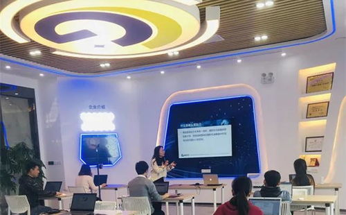 還原課堂 精準(zhǔn)研發(fā) 格萊科技研發(fā)中心年度教師評級評定與技術(shù)開發(fā)運營探索